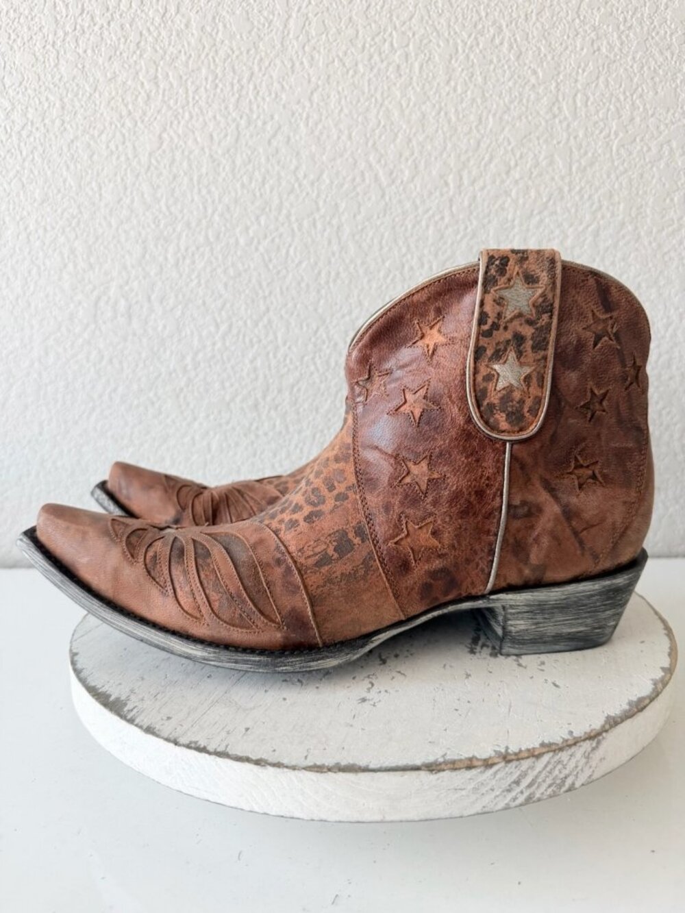 Old Gringo UNITED Short Brown Boots Animal Print Cowboy Womens 12 Snip Toe Ankle - Picture 4 of 11